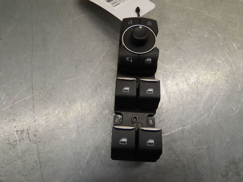 Commande lève-glace porte avant gauche Ford PUMA (J2K, CF7) 1.0 flexifuel (2021)