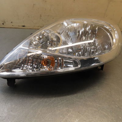 Phare gauche Renault TRAFIC II Camionnette (FL) 2.5 dci 145 (fl0j) (2006)