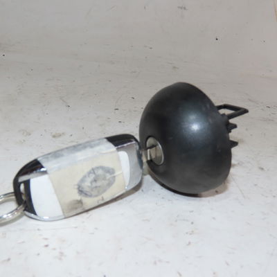 Bouchon reservoir a carburant Renault TWINGO III (BCM_, BCA_) 0.9 tce 90 (2014) 5 portes