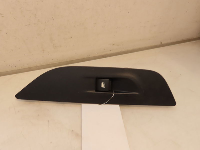 Commande lève-glace porte avant droite Peugeot 2008 II (UD_, US_, UY_, UK_) E-2008 (2019)