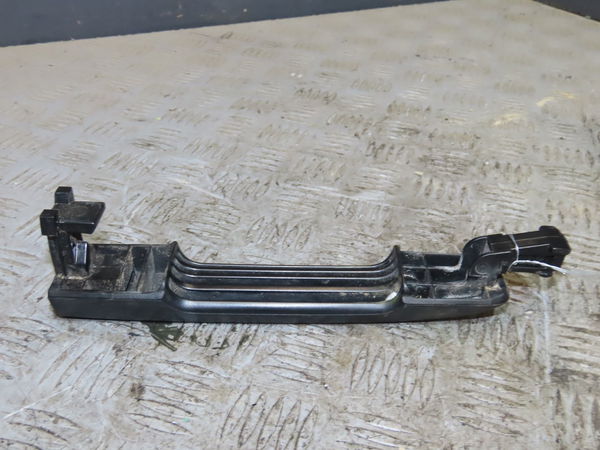Poignee ext porte avg Isuzu D-MAX II (TFR, TFS) 2.5 crdi 4x4 (tfs86j) (2012)
