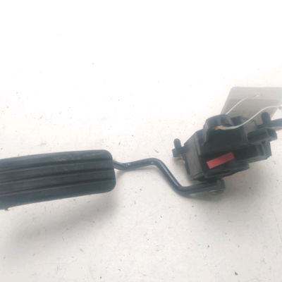 Pedale accelerateur Renault CLIO III (BR0-1, CR0-1) 1.5 dci (c-br0g, c-br1g) (2005-2012) 5 portes