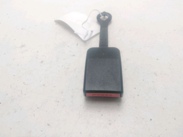 Ancrage ceinture avant droit Dacia LODGY (JS_) 1.5 dci (2012) 5 portes