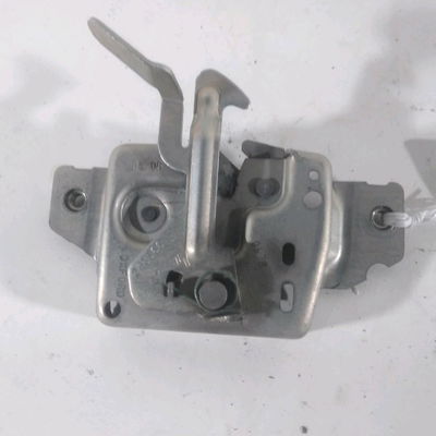 Serrure capot Renault CLIO III Grandtour (KR0-1_) 1.5 dci (kr0f) (2007-2012) 5 portes