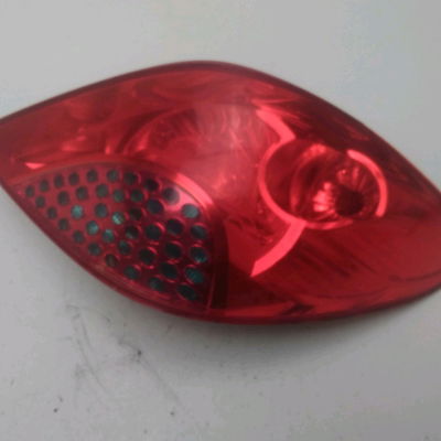 Feu arrière droit Peugeot 207-207 (WA_, WC_) 1.6 hdi (2006-2013) 5 portes