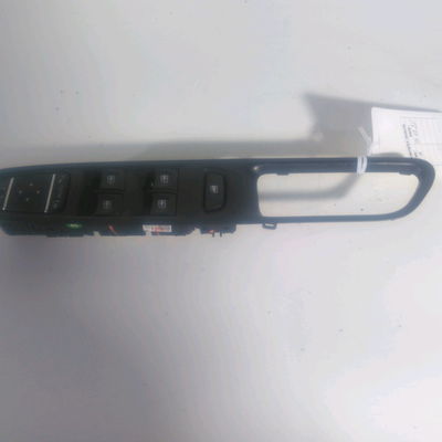 Commande lève-glace porte avant gauche Renault CAPTUR I (J5_, H5_) 1.5 dci 90 (2013) 5 portes