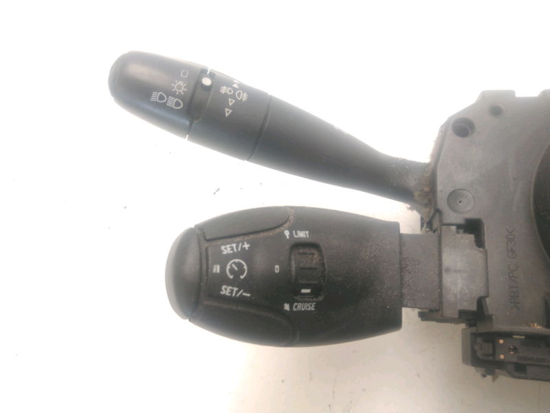Bloc commodos Peugeot PARTNER TEPEE 1.6 hdi 16v (2008) 5 portes
