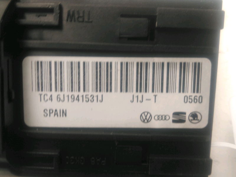 Commande eclairage Seat IBIZA IV (6J5, 6P1) 1.6 tdi (2009-2015)