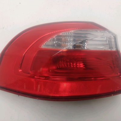 Feu arrière gauche Kia RIO III (UB) 1.25 cvvt (2011-2017)
