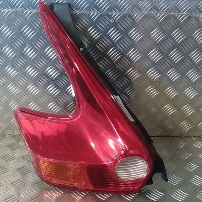 Feu arrière gauche Nissan JUKE (F15) 1.5 dci (2010) 5 portes