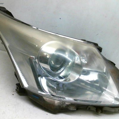 Phare droit Toyota AVENSIS Break (_T27_) 2.2 d-4d (adt271_) (2008-2018)