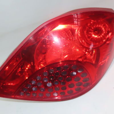 Feu arrière droit Peugeot 207 CC (WD_) 1.6 hdi (2007-2015)