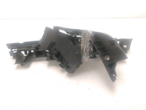 Absorbeur pare-choc arrière Renault CLIO III (BR0-1, CR0-1) 1.2 16v (br02, br0j, br11, cr02, cr0j, cr11) (2005-2014) 5 portes