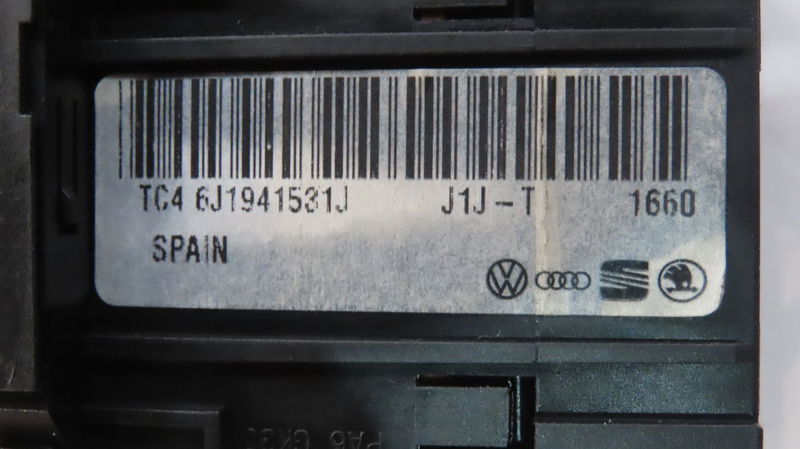 Interrupteur commande de phares Seat IBIZA IV (6J5, 6P1) 1.2 tdi (2010-2015)