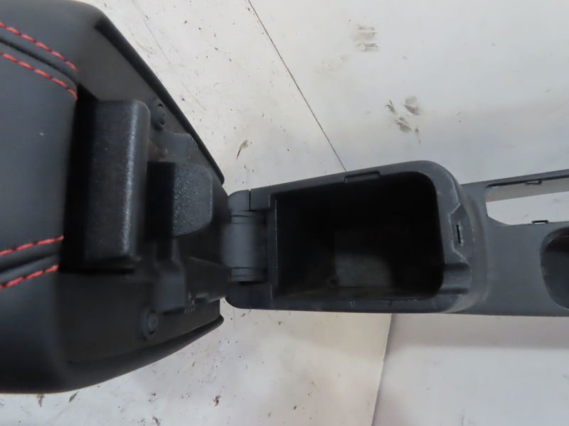 Console Ford PUMA (J2K, CF7) 1.0 ecoboost mhev (2019)