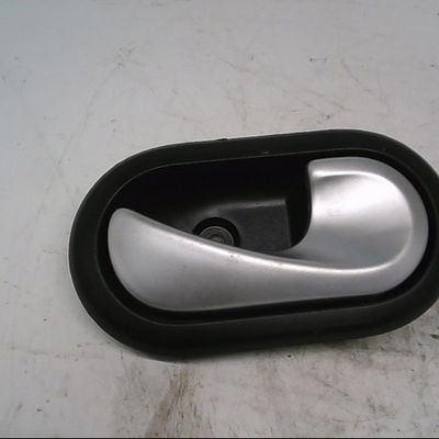 Poignee int porte avd DACIA DUSTER Phase 1 03-2010--12-2013 1.5 DCI 85ch