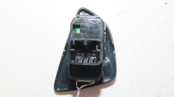 Commande lève-glace porte avant droite Ford KA (RU8) 1.2 (2008-2016) 3 portes