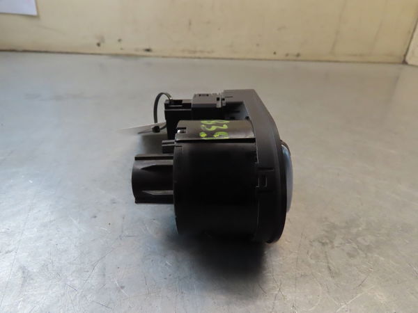 Commande eclairage Audi TT (8J3) 2.0 tfsi quattro (2010-2014)