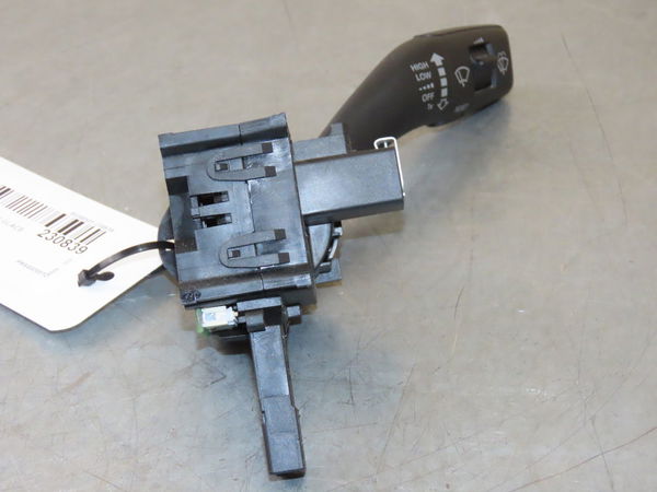 Commande essuie glace Audi TT (8J3) 2.0 tfsi quattro (2010-2014)