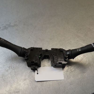 Bloc commodos Nissan JUKE (F15) 1.2 dig-t (2014)