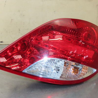 Feu arrière droit Peugeot 207-207 (WA_, WC_) 1.4 16v (2006-2013)