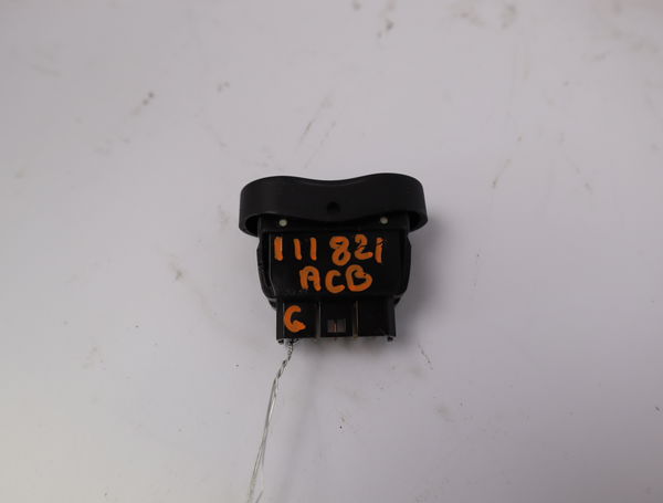 Commande lève-glace porte avant gauche Dacia DUSTER (HS_) 1.5 dci (hsaj) (2010-2018)