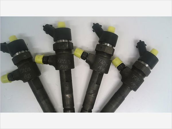 Ensemble injecteurs Lancia THESIS (841_) 2.4 jtd (841axd1b02) (2002-2009)
