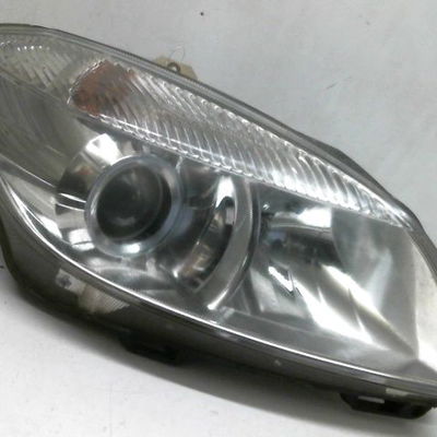 Phare droit Skoda FABIA II (542) 1.2 tsi (2010-2014)