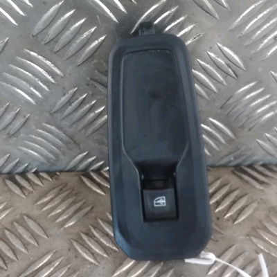 Commande lève-glace porte avant droite Renault TRAFIC III Camionnette (FG_) 2.0 dci 130 (fgmy) (2021)