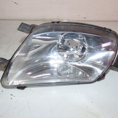 Phare antibrouillard avant droit Peugeot 308 SW I (4E_, 4H_) 1.6 hdi (2009-2014)