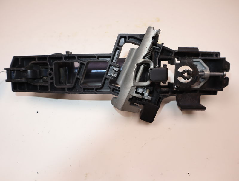 Poignee ext porte arg Ford FIESTA VI (CB1, CCN) 1.4 tdci (2010-2012) 3 portes