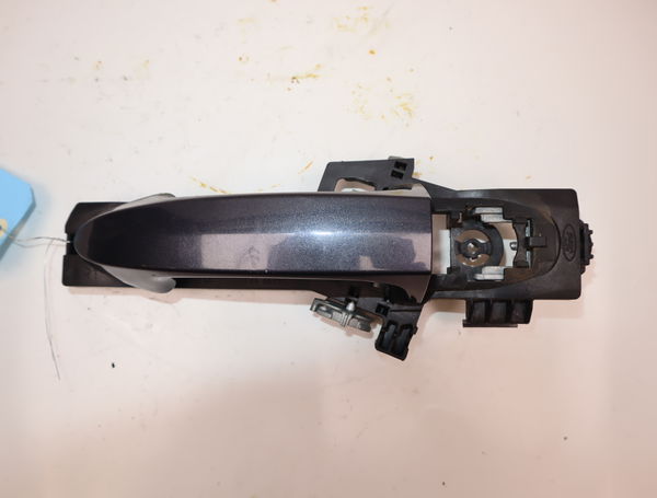 Poignee ext porte ard Ford FIESTA VI (CB1, CCN) 1.4 tdci (2010-2012) 3 portes