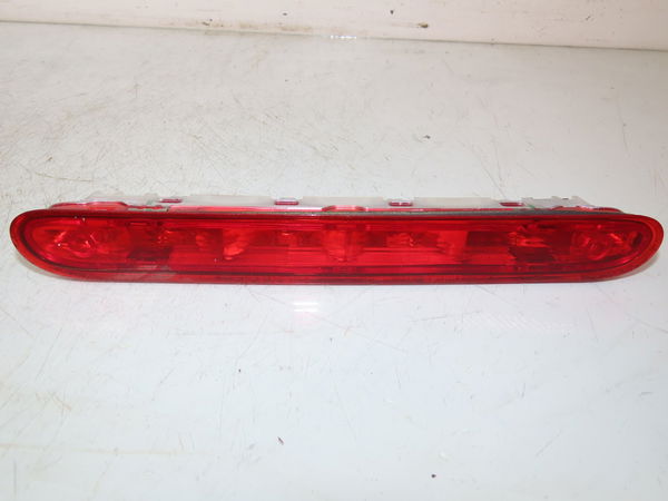 Feux stop supplementaire Citroën JUMPY Camionnette (V_) 2.0 bluehdi 145 (2021)