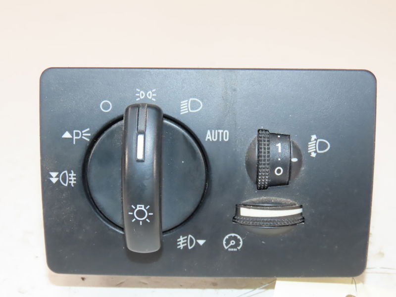 Interrupteur commande de phares Ford FOCUS C-MAX (DM2) 1.8 tdci (2005-2007) 5 portes
