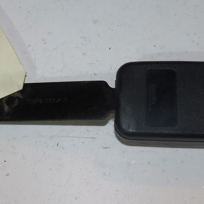 Ancrage ceinture avant gauche Peugeot 206 (2L_, 2M_) 1.4 hdi eco 70 (2009-2013) 5 portes