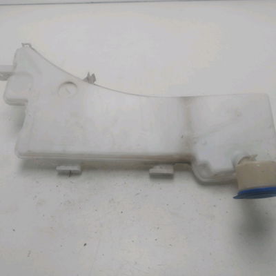 Reservoir lave-glace avant Peugeot 3008 SUV (MC_, MR_, MJ_, M4_) 1.5 bluehdi 130 (2018) 5 portes