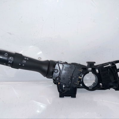 Commande clignotant Toyota YARIS (_P9_) 1.4 d-4d (nlp90_) (2005-2012)