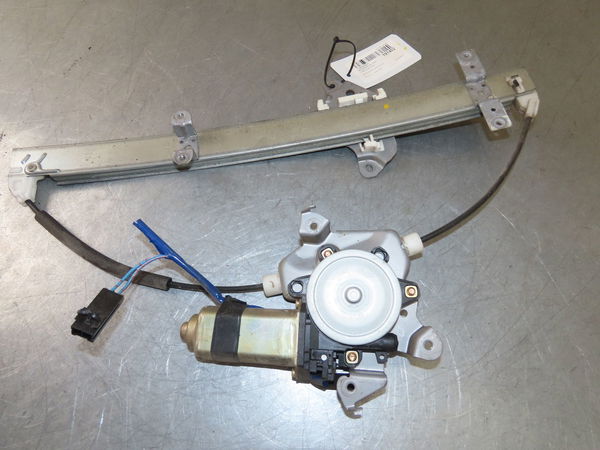 Mecanisme  moteur lève-glace avant droit Nissan PICK UP (D22) 2.5 dci 4wd (2002)