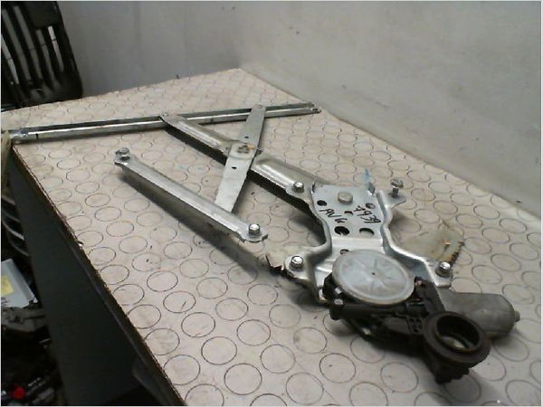 Mecanismemoteur leve-glace avg Suzuki SWIFT III (MZ, EZ) 1.3 (rs 413) (2005)