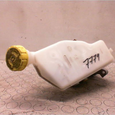 Maitre cylindre Peugeot 208 I (CA_, CC_) 1.2 thp 110 (2013)
