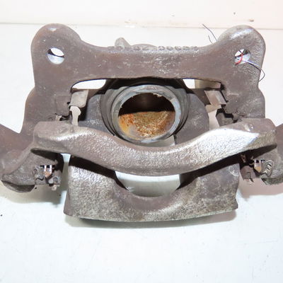 Etrier de frein avant droit Ford PUMA (J2K, CF7) 1.0 ecoboost mhev (2019)