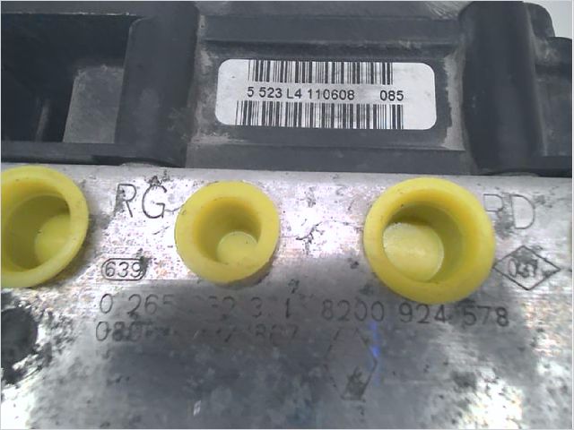 Calculateur abs Renault CLIO II (BB_, CB_) 1.5 dci (b-cb3m) (2005-2010) 3 portes