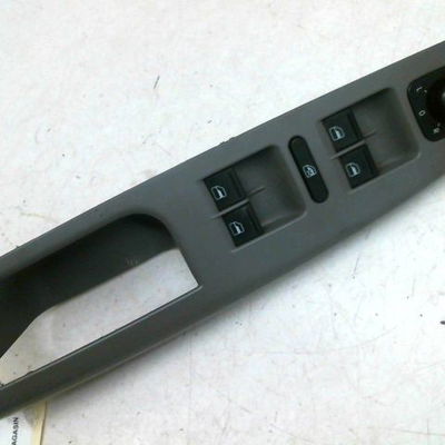Commande lève-glace porte avant gauche Volkswagen GOLF V (1K1) 2.0 tdi (2003-2008)