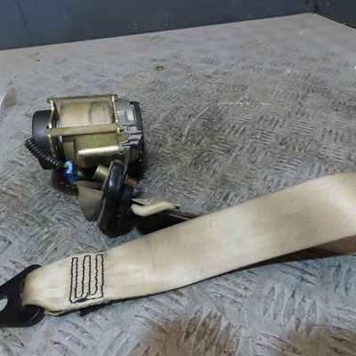 Ceinture avant gauche Peugeot 607 (9D, 9U) 2.7 hdi 24v (2004-2011)