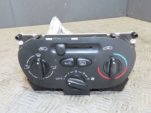 Commande de chauffage Peugeot 206 SW (2E-K) 1.4 hdi (2002-2007) 5 portes