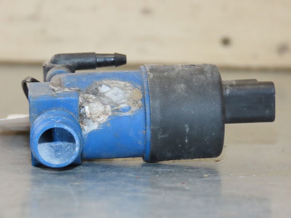 Pompe lave-glace avant Renault CLIO IV (BH_) 1.5 dci 90 (2012) 5 portes