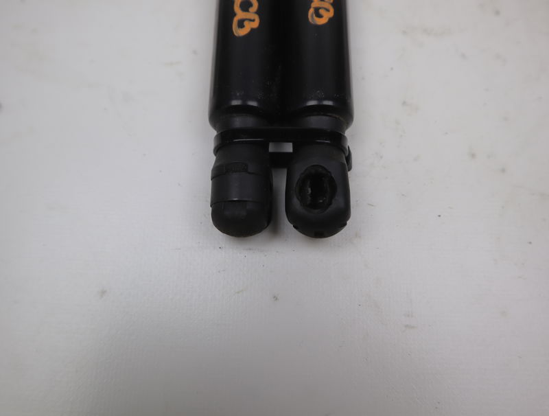 Verin droit hayon Opel MERIVA B Monospace (S10) 1.4 (75) (2010-2017)