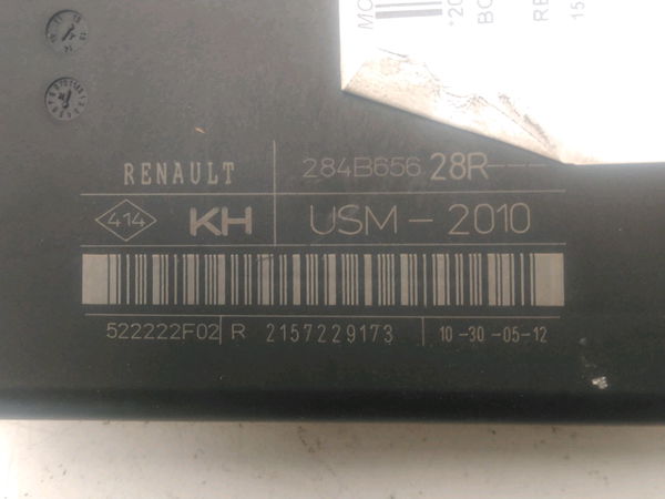 Boite a fusibles Renault SCÉNIC III (JZ0-1_) 1.6 dci (jz00, jz12) (2011) 5 portes