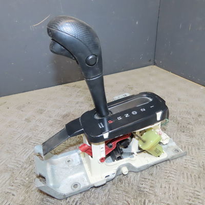 Levier de vitesses Jeep CHEROKEE (KJ) 2.8 crd 4x4 (2004-2008)