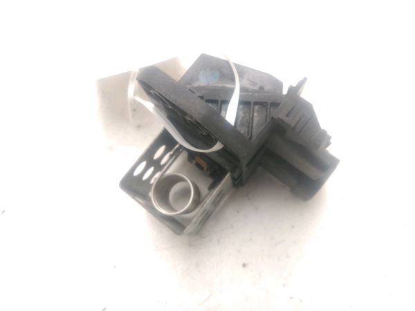 Resistance de ventilateur moteur Peugeot 3008 SUV (MC_, MR_, MJ_, M4_) 1.5 bluehdi 130 (2018) 5 portes